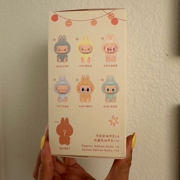 Pop Mart The Monsters Have A Seat Labubu - Zizi - Picture 4 of 4